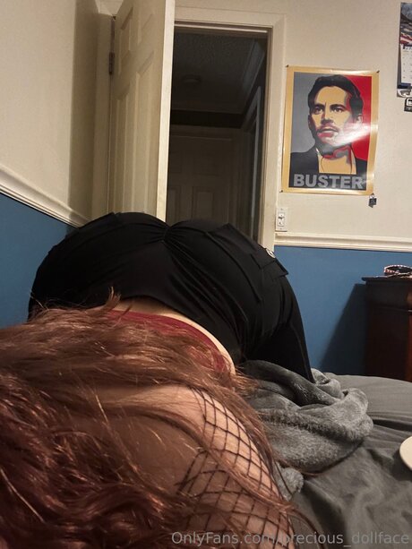 Precious Dollface star du porno gratuite img