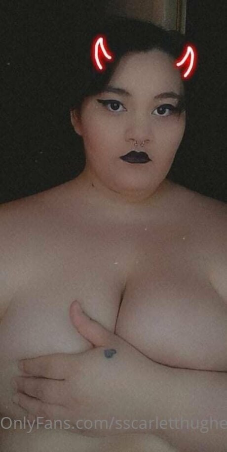 Sscarletthughes414 modèle chaud images