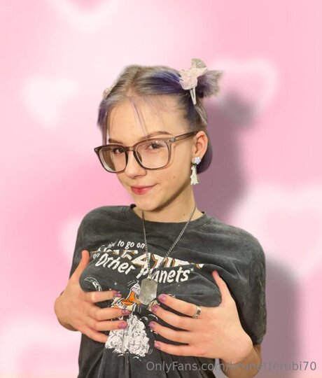 Brunetterubi70 actrice de sexe galerie