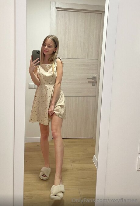 Roxyflamee actrice adulte image