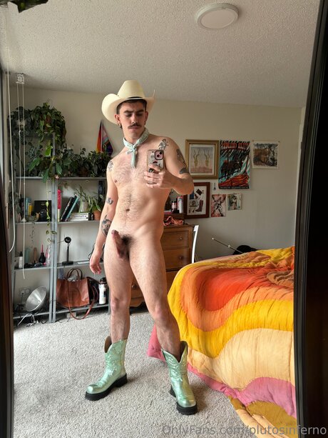 Plutosinferno star du porno de haute qualité galerie