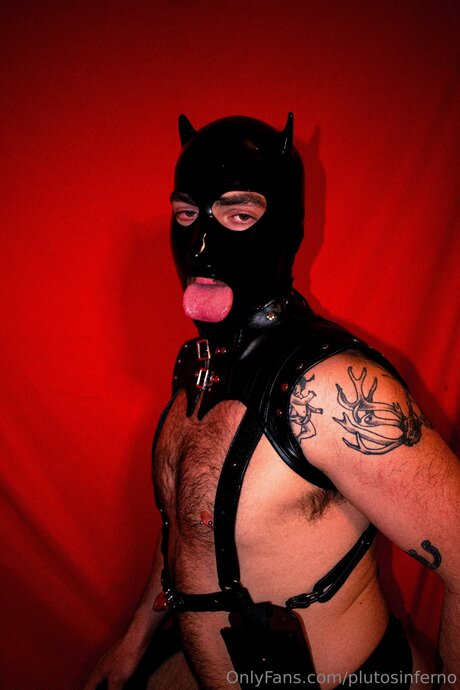 Plutosinferno modèle artistique archive