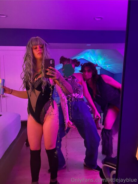 Littlejayblue actrice adulte galeries
