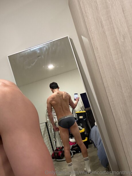 Marvincortesmonthly nus star du porno collection