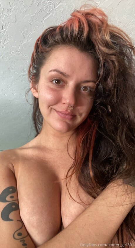 Stoner Girl301 star du porno sexy images