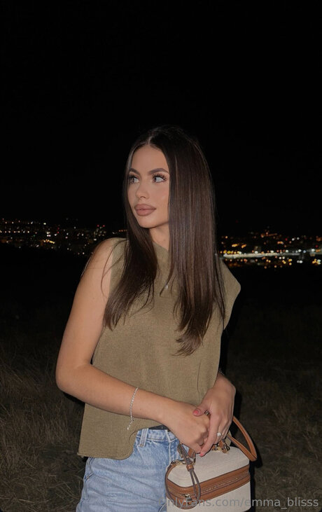 Aisha Madness star du porno exclusive collection