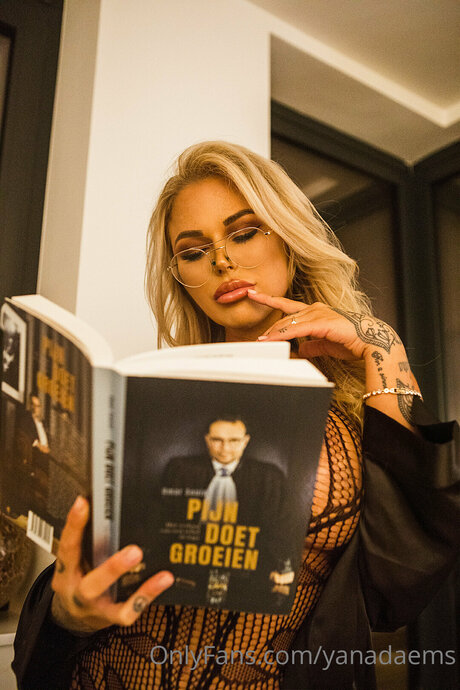 Yanadaems star du porno img