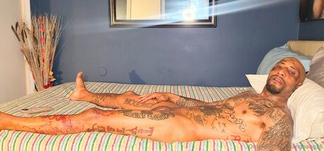 Bangbang26 modèle sympa des photos