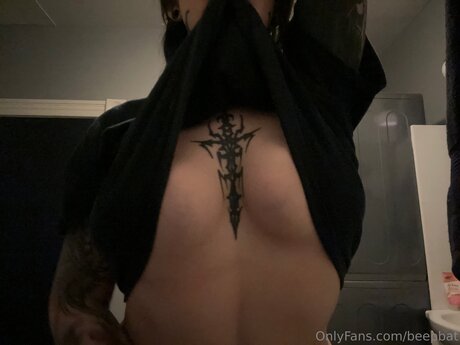 Beepbat star du porno adulte archive