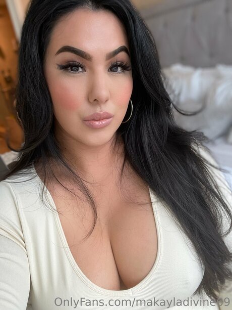 Makayladivine69 belle actrice img