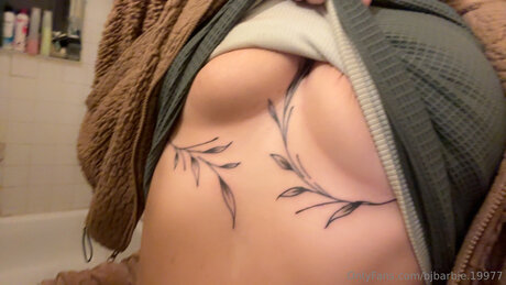 épouse cocue onlyfans qualité supérieure image