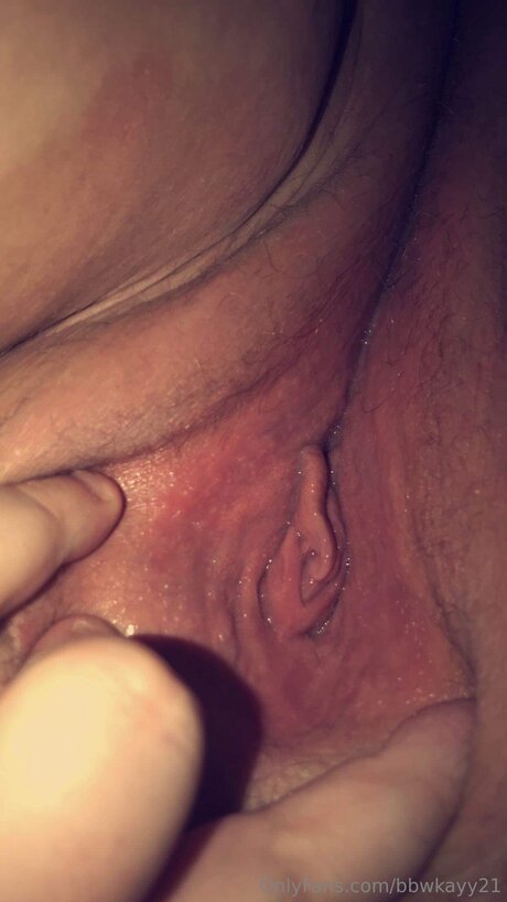 Bbwkayy21 modèle adulte archive