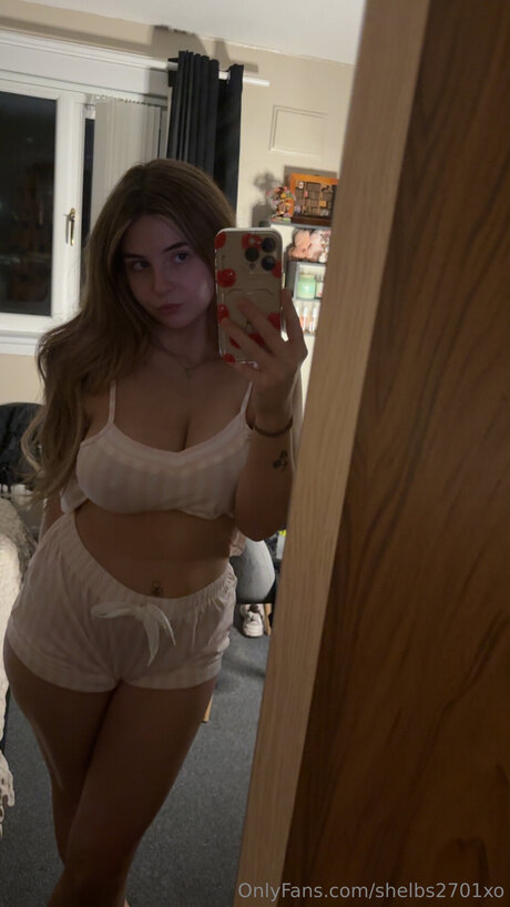 Shelbs2701xo star du porno de haute qualité archive