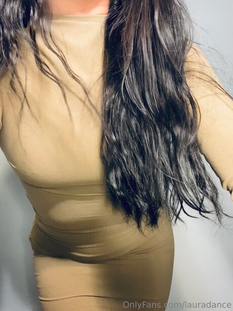 Lauradance actrice libre image