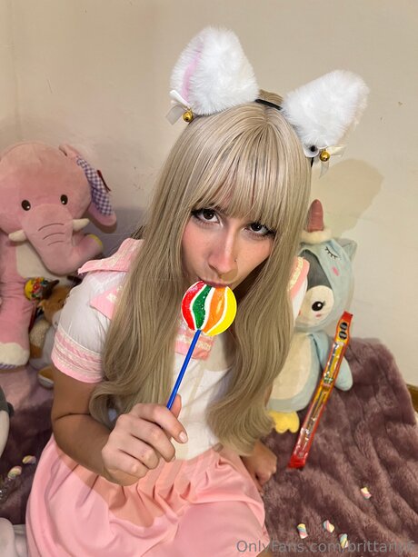 Brittany6 modèle érotique img