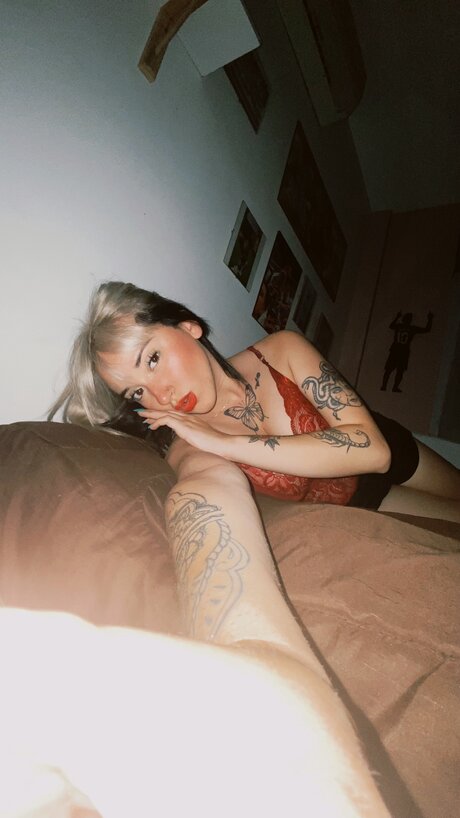 Yumi Lola actrice exclusive photos