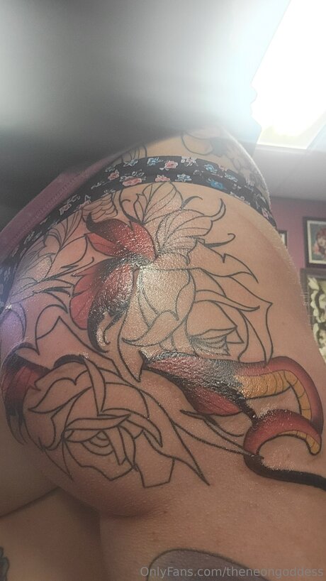 Theneongoddess meilleure actrice photos