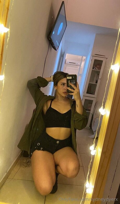 brune petite onlyfans assez exclusif img