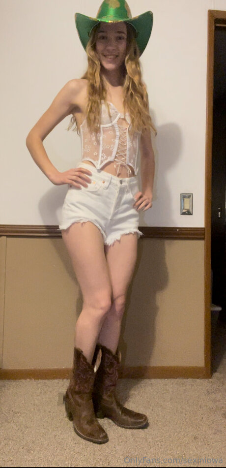 Sexiniowa star du porno nue archive