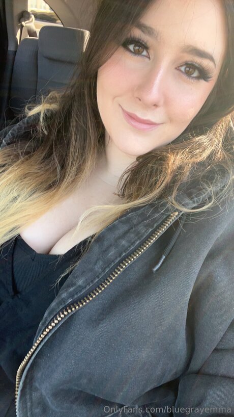 Bluegrayemma actrice adulte images