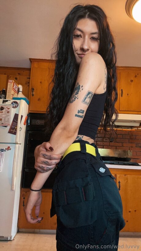 Wed Luvvy actrice sexy images