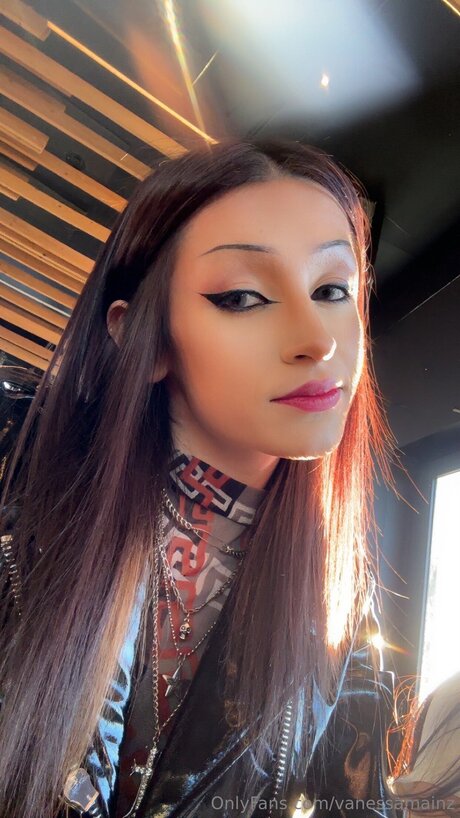Vanessamainz étoile sexy galerie