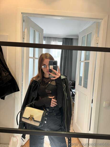 Youneedme666 étoile magnifique des photos