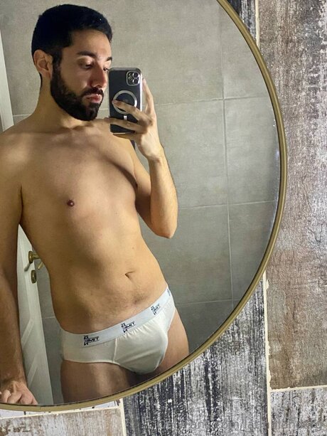 Latinblondarg modèle magnifique image