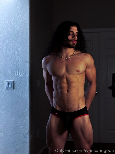 Ivansdungeon sexe star image