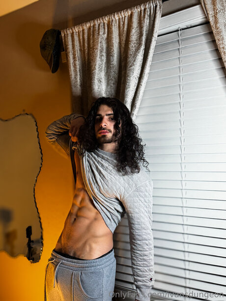 Ivansdungeon star du porno gratuit archive