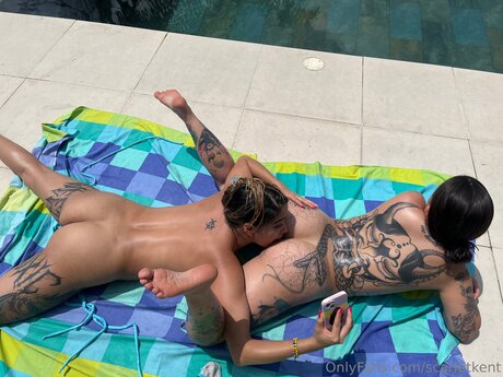 Scarletkent modèle magnifique galeries