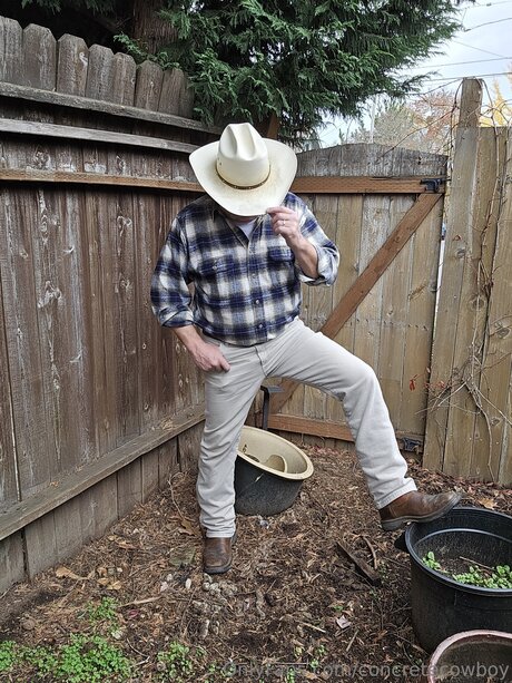 Concretecowboy modèle chaud img