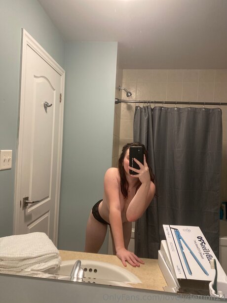 Lovelydemon24 actrice de grande qualité photos