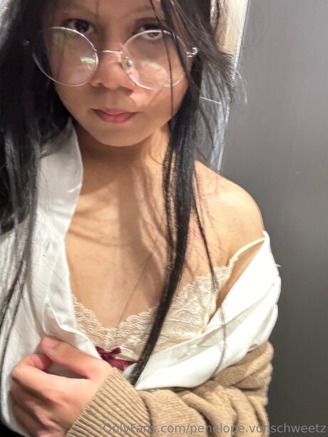 Penelope Candyy modèle sexy archive