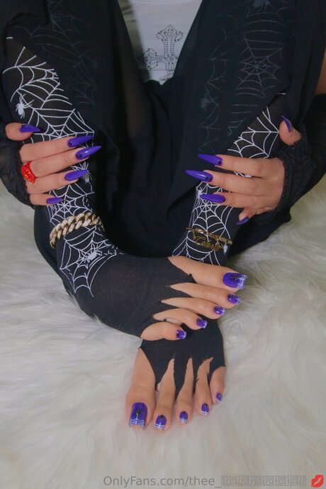 Thee Celeste jolie étoile galerie