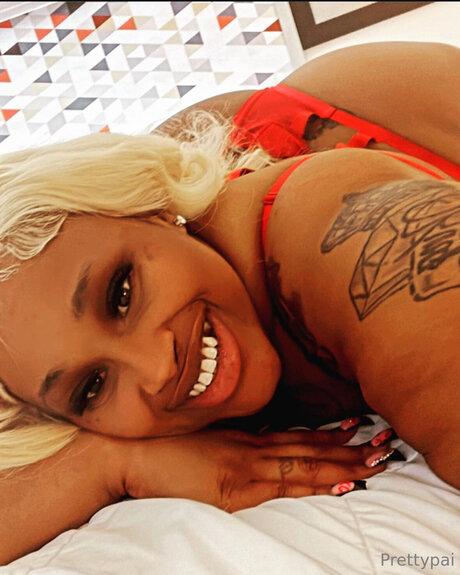 Prettyasspai star du porno en haute qualité img