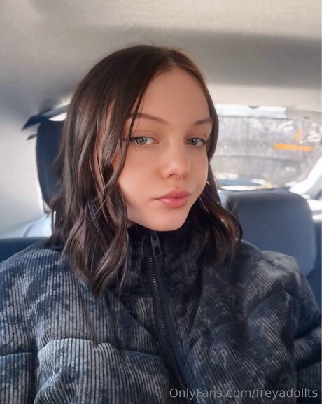 Freyadollts star du sexe img