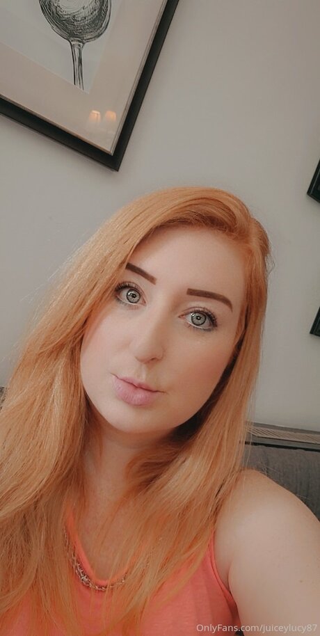 Juiceylucy87 meilleur modèle des photos