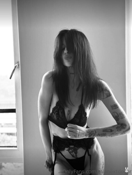 Lovegirl69sweet star du porno nue image