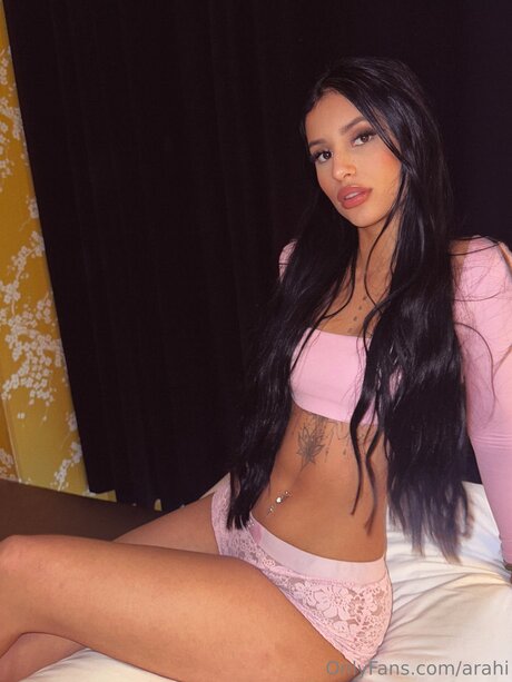 Arahi star du porno xxx photo