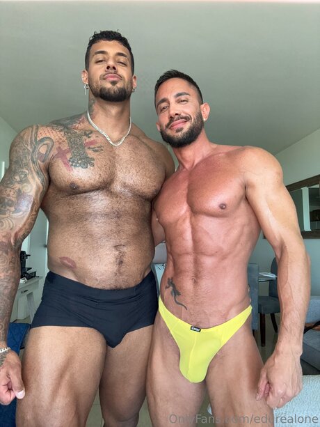 bottes onlyfans haut hd des photos