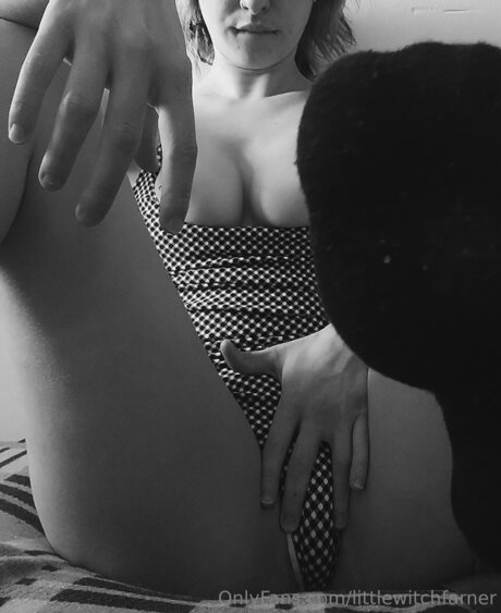 Littlewitchfarner modèle porno archive