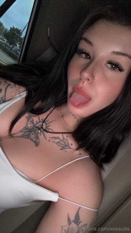 Xoxaubs star du porno érotique galerie