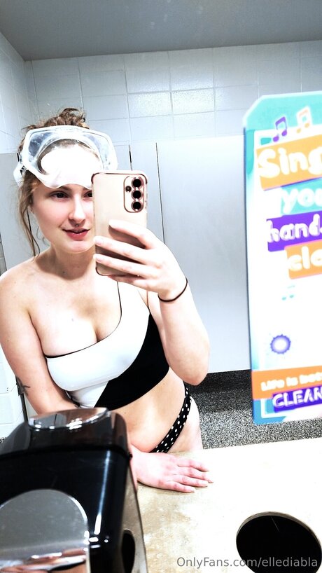 Ellediabla actrice artistique images