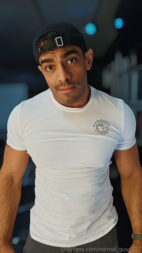 Normal Guy 117 star du porno gratuite image