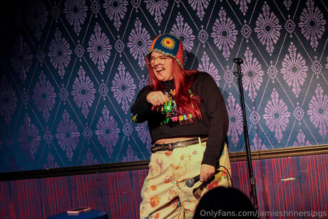 Jamieshrinersings actrice sexy galeries