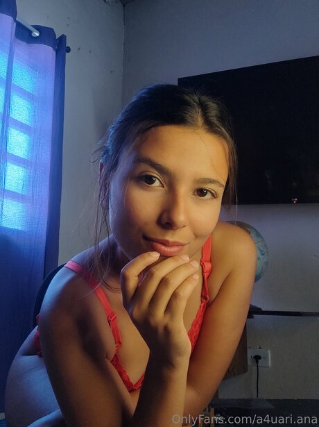 A4uari Ana actrice de nus photos