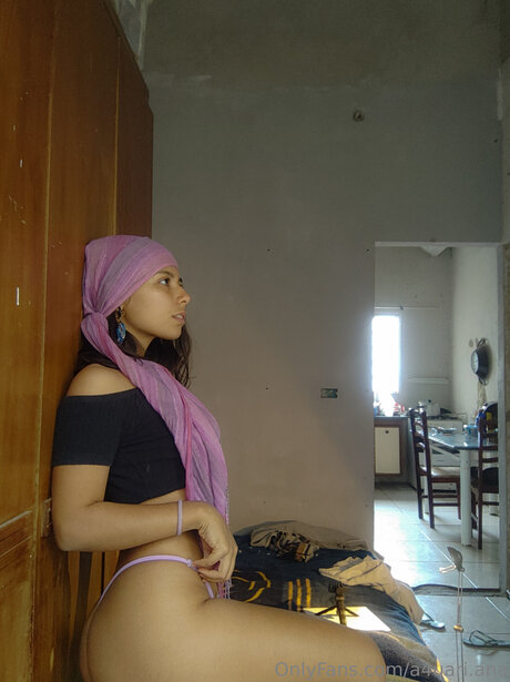 A4uari Ana modèle gratuit image