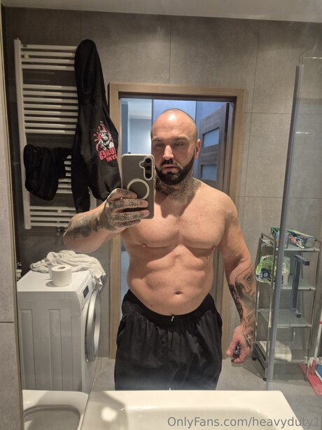 Heavyduty1 star érotique des photos