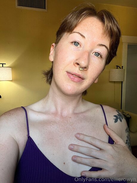 Ellierowyn sexe star du porno archive